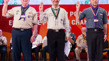 Fr-Jonathan-How-Scout-Award