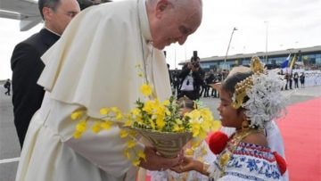 WYD Panama: Pope Francis arrives and World Youth Day begins