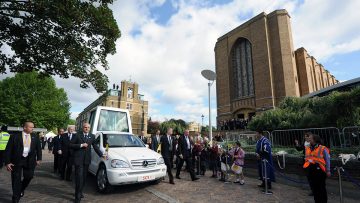 papal-visit-st-marys-cahpel-1200×800