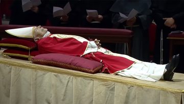 BXV_Lying-in-State-VatMedia-1140×641
