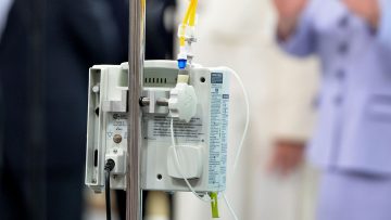 pope-francis-hospital